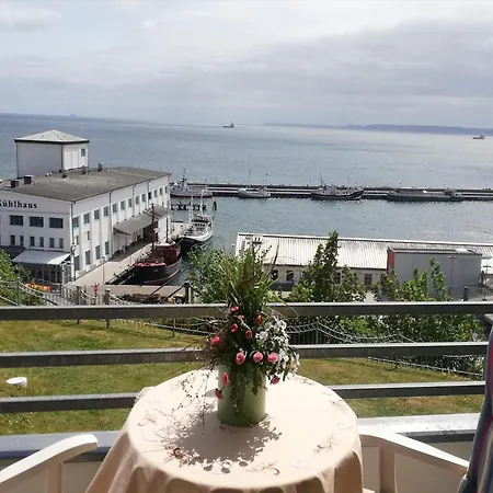 Kapitaensmesse * Sassnitz
